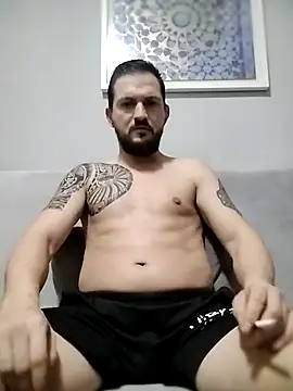 Snapshot of iurinicola chatting on 02.05.26 iurinicola online show from 02.05.26