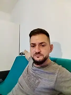 Snapshot of iurinicola chatting on 03.04.26 iurinicola online show from 03.04.26