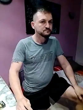 Snapshot of iurinicola chatting on 03.28.26 iurinicola online show from 03.28.26