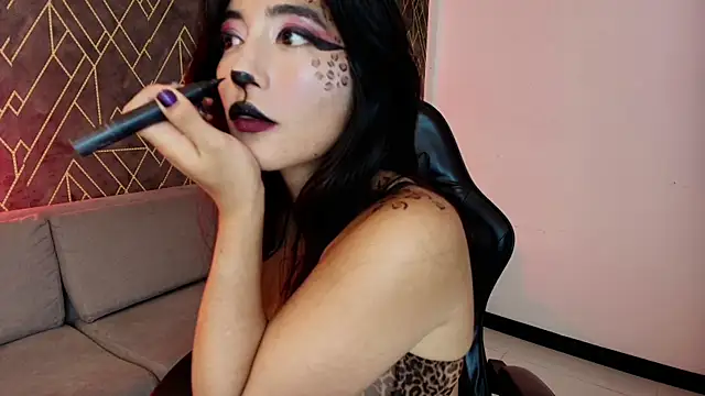 Tahara Romanov online show from 04.10.26