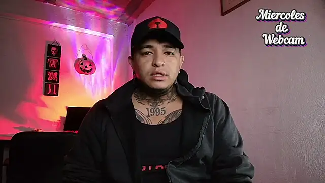 Strip Classes Col online show from 09.10.25