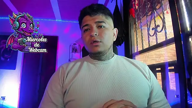 Strip Classes Col online show from 11.05.25