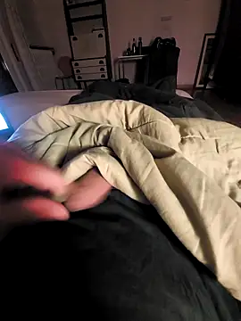 Snapshot of Cazzettostorto99 chatting on 10.09.25 Cazzettostorto99 online show from 10.09.25