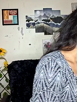 Snapshot of Noor-Bold chatting on 02.19.26 Noor-Bold online show from 02.19.26