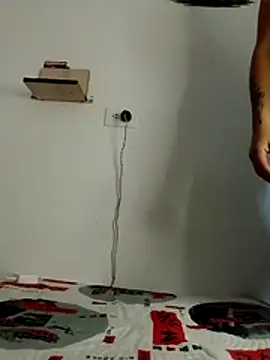 Snapshot of Ehilyn chatting on 11.14.25 Ehilyn online show from 11.14.25