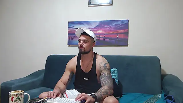 Tiberius hunk online show from 01.18.26