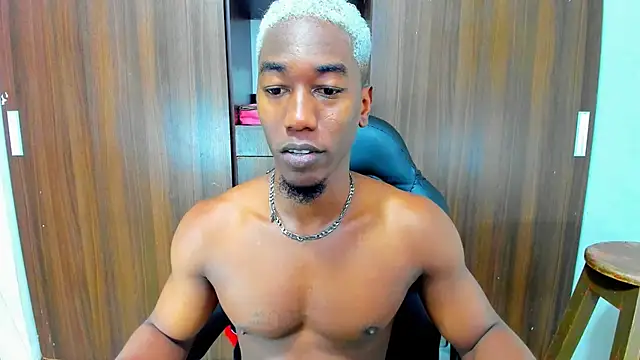 Snapshot of Dreamastercum_ chatting on 09.27.25 Dreamastercum online show from 09.27.25