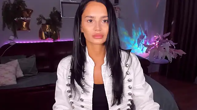 Snapshot of DanaSincere chatting on 05.31.26 DanaSincere online show from 05.31.26