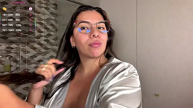 emilyy cooperr online show from 04.22.26