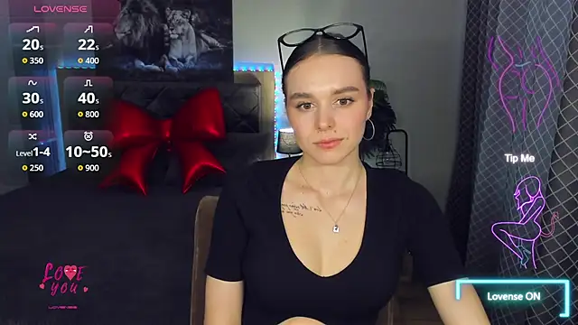 EmelyMason online show from 02.12.26