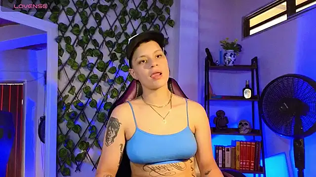 demimoore222 online show from 03.06.25