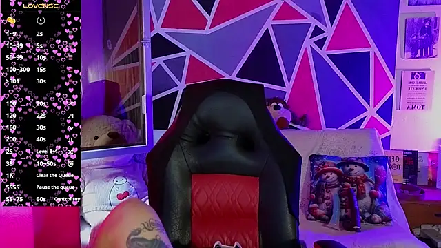 Snapshot of demimoore222 chatting on 04.08.26 demimoore222 online show from 04.08.26