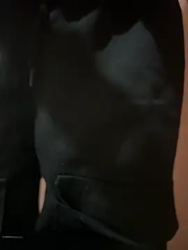 Lightskinbouy online show from 04.17.26