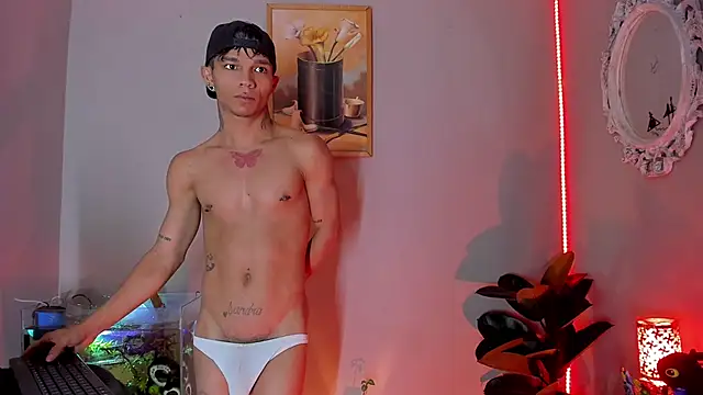 CRAZY-BOY99 online show from 10.21.25