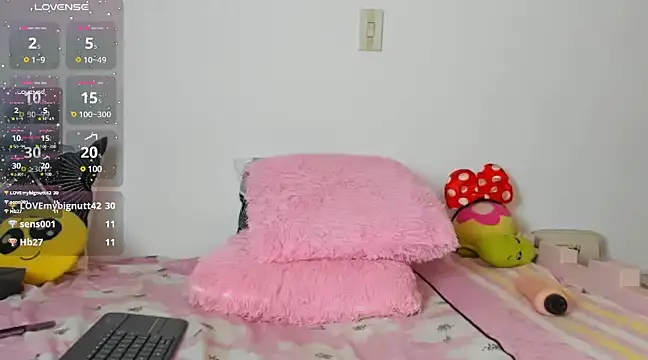 Snapshot of SusanSimpson16 chatting on 03.09.25 SusanSimpson16 online show from 03.09.25