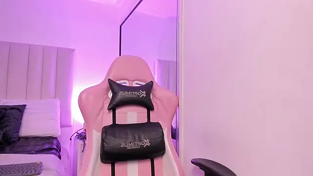 SaritaBratz online show from 03.19.25