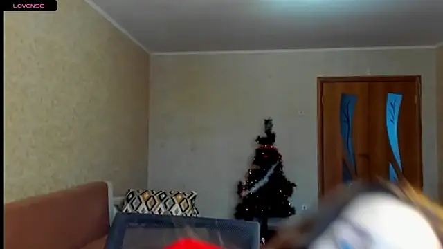 Snapshot of desired_zzoya chatting on 12.22.25 desired zzoya online show from 12.22.25