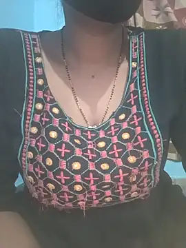 Snapshot of Sexyradha_ chatting on 02.05.26 Sexyradha online show from 02.05.26