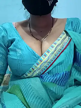 Snapshot of Sexyradha_ chatting on 02.18.26 Sexyradha online show from 02.18.26