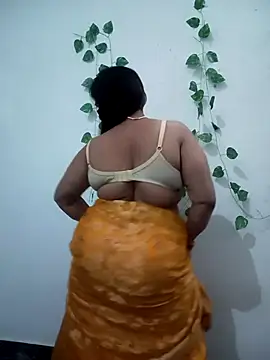 Snapshot of Neha-Bhabhi-Rasily chatting on 02.19.26 Neha-Bhabhi-Rasily online show from 02.19.26