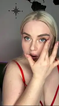 April Vancee online show from 03.09.26