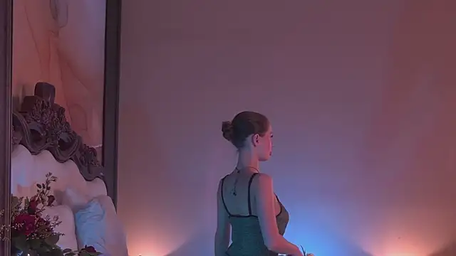 Amanda River online show from 11.05.25