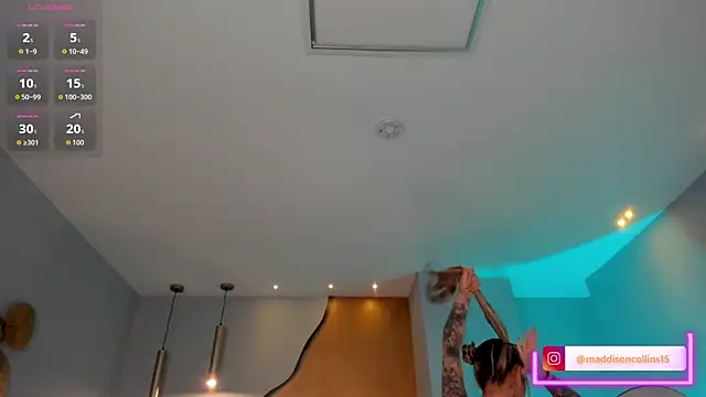 MaddisonCollins online show from 04.10.26