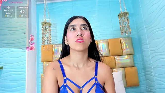 Snapshot of Mia_Montess chatting on 11.04.25 Mia Montess online show from 11.04.25