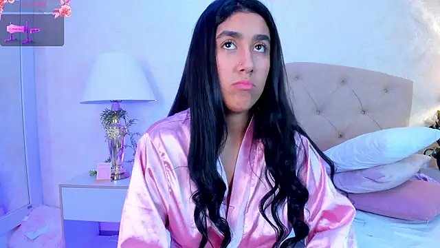 Mia Montess online show from 06.04.26
