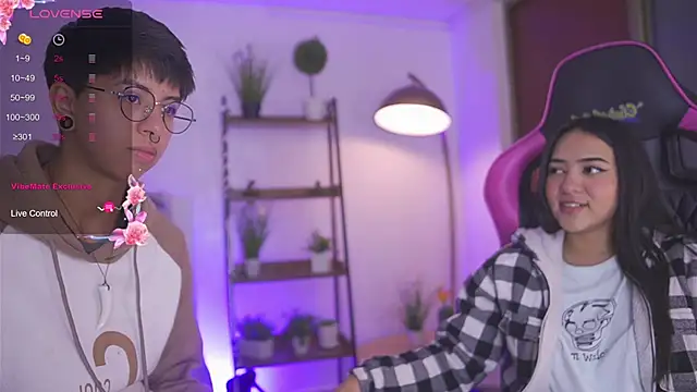 Snapshot of tommy_blue chatting on 10.03.25 tommy blue online show from 10.03.25