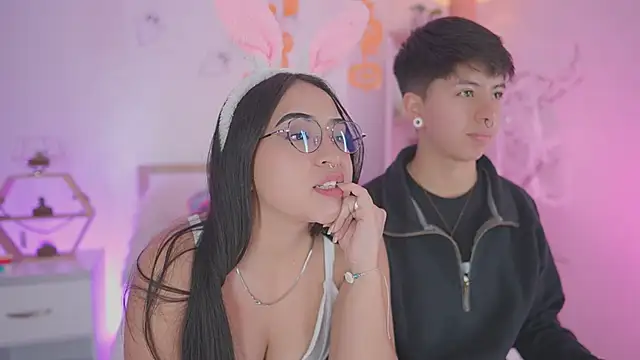 Snapshot of tommy_blue chatting on 10.17.25 tommy blue online show from 10.17.25