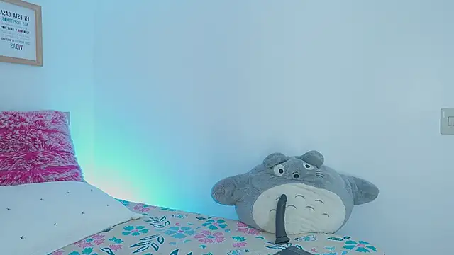 Snapshot of tommy_blue chatting on 10.21.25 tommy blue online show from 10.21.25