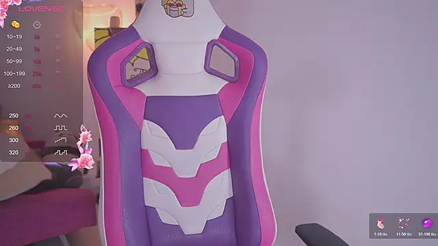 Snapshot of tommy_blue chatting on 11.06.25 tommy blue online show from 11.06.25