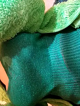 Snapshot of BellyDancer1 chatting on 11.15.25 BellyDancer1 online show from 11.15.25