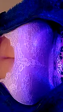 Snapshot of BellyDancer1 chatting on 11.23.25 BellyDancer1 online show from 11.23.25