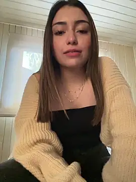 Snapshot of floooohv chatting on 11.15.25 floooohv online show from 11.15.25