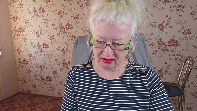 Maya Mayflower online show from 10.17.25