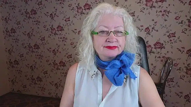 Maya Mayflower online show from 11.10.25