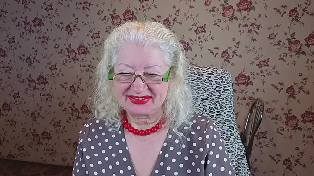 Maya Mayflower online show from 11.16.25