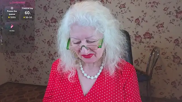 Maya Mayflower online show from 02.05.26