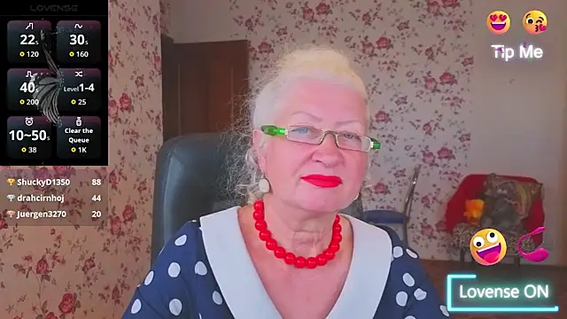 Snapshot of Maya_Mayflower chatting on 06.18.26 Maya Mayflower online show from 06.18.26