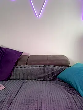 SpicyKylieFoxx online show from 10.04.25