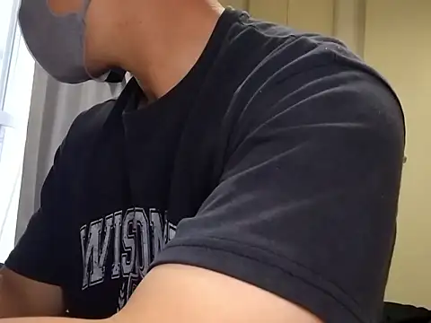 Snapshot of taaaaaa- chatting on 10.12.25 taaaaaa- online show from 10.12.25