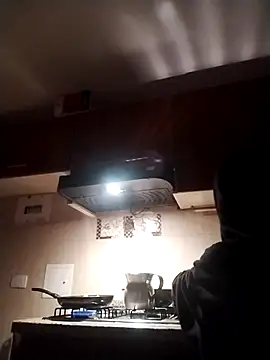 Snapshot of KratosAfroditacs chatting on 11.29.25 KratosAfroditacs online show from 11.29.25