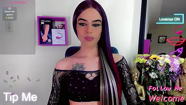 IvanaColizon BigCock online show from 12.02.25