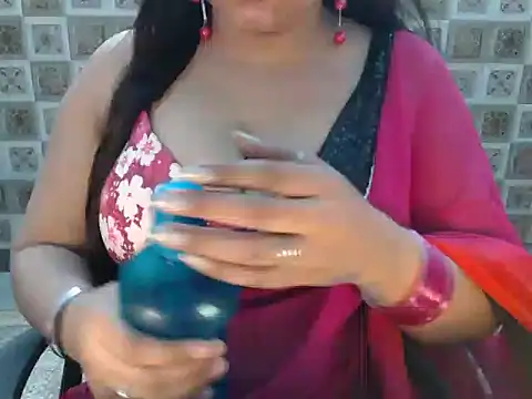 Snapshot of Surjeet_Kaur chatting on 07.24.26 Surjeet Kaur online show from 07.24.26