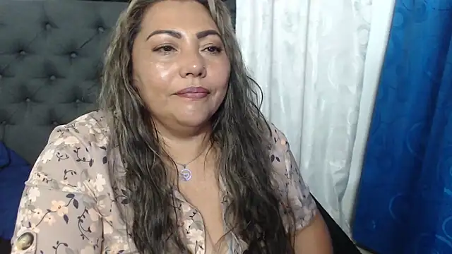 Snapshot of dihayara chatting on 05.28.26 dihayara online show from 05.28.26