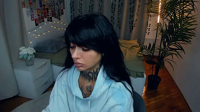 CharimgSabrina online show from 02.06.26