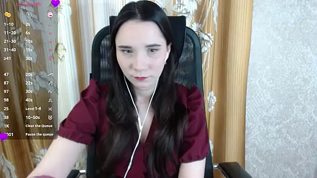 KateForLove online show from 03.14.25