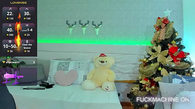 Snapshot of LeilaHiuston chatting on 11.23.25 LeilaHiuston online show from 11.23.25